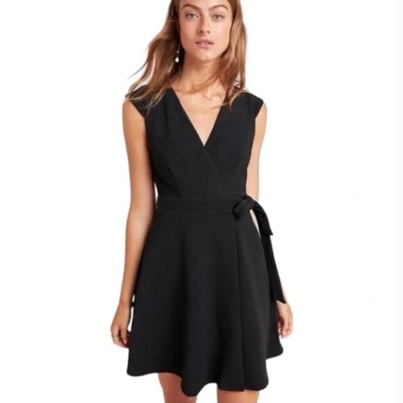Hutch Anthropologie Ronnie Black Wrap Dress Short Sleeve A-Line Size XL Women's - Picture 1 of 11